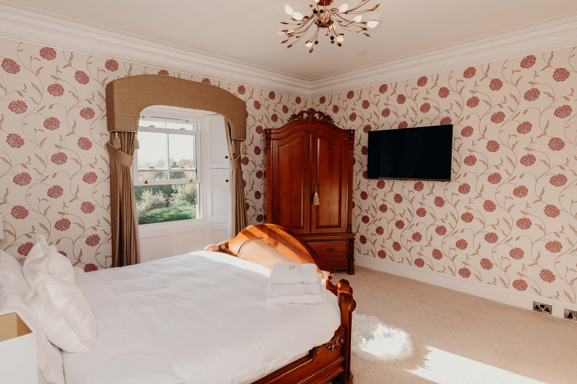 Rose bedroom
